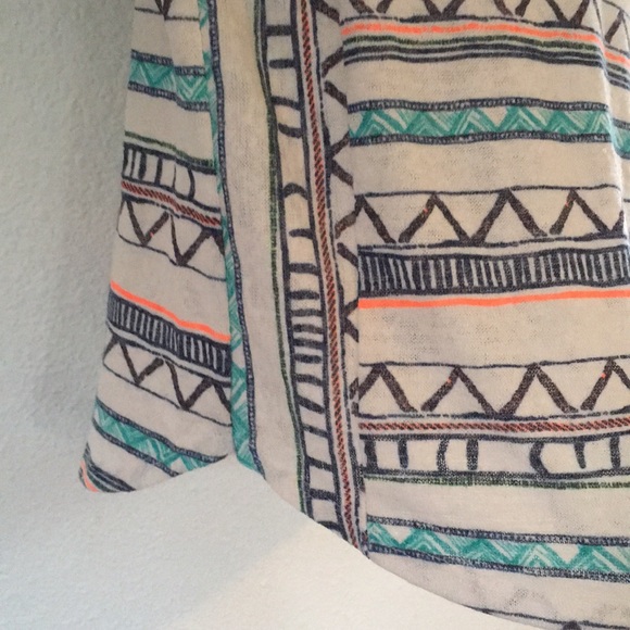 Geometric Sheer Knit T-Shirt - Picture 6 of 6